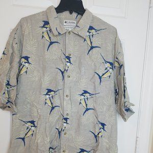Columbia Men’s L Short Sleeve Button Down Collared Shirt Deep Sea
